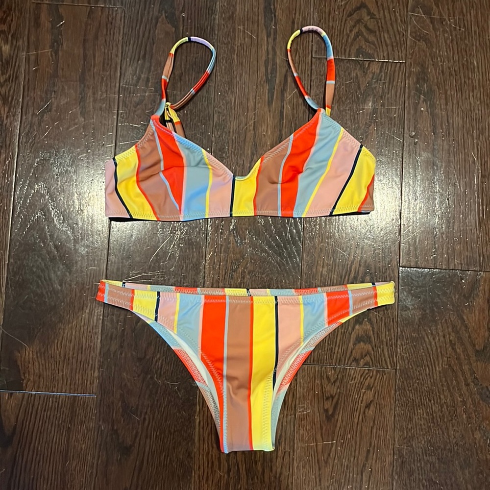 Solid & Striped Bikini Set